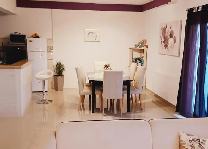 شقة Roza 2 مارينا